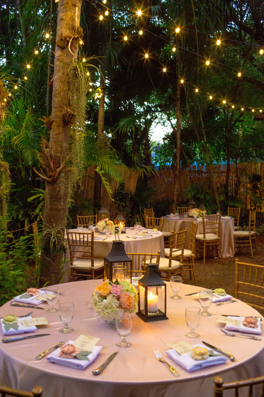 outdoor wedding - Maggie Stolzberg Photography